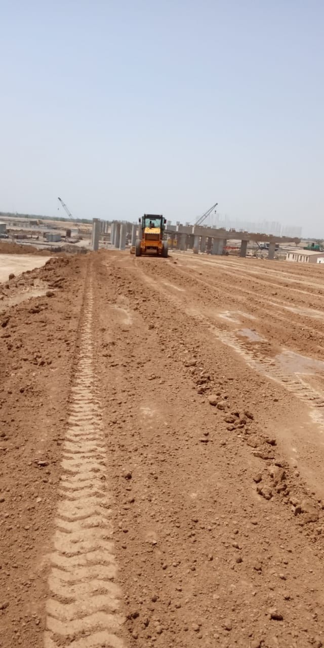Site compactor on industrial ground
